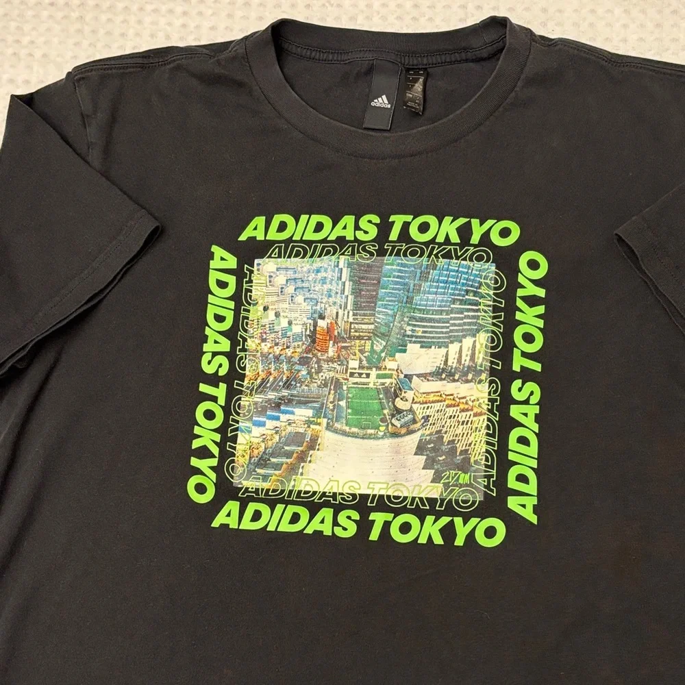 Adidas Tokyo Size MEDIUM LARGE Black Neon Green Graphic Tee Shirt